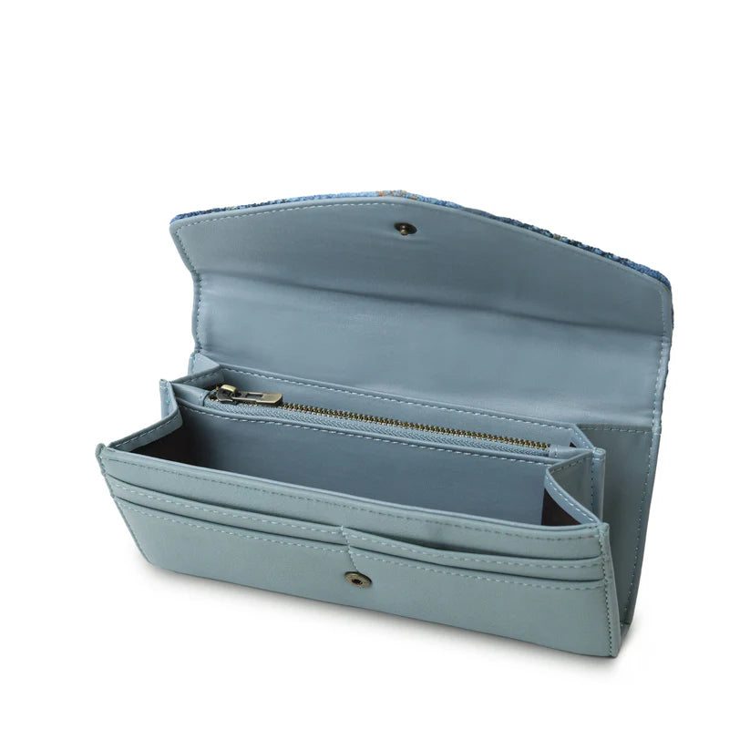 The Large Clasp Wallet