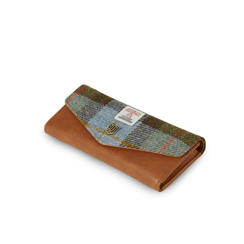 The Large Clasp Wallet