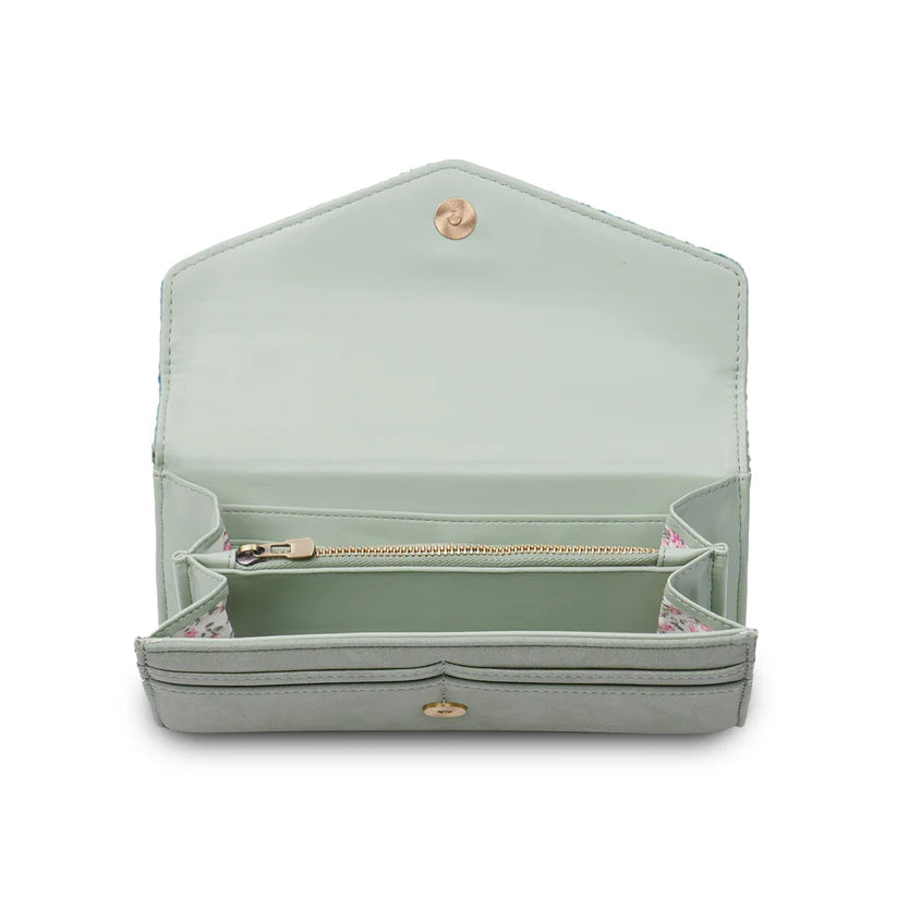 The Large Clasp Wallet