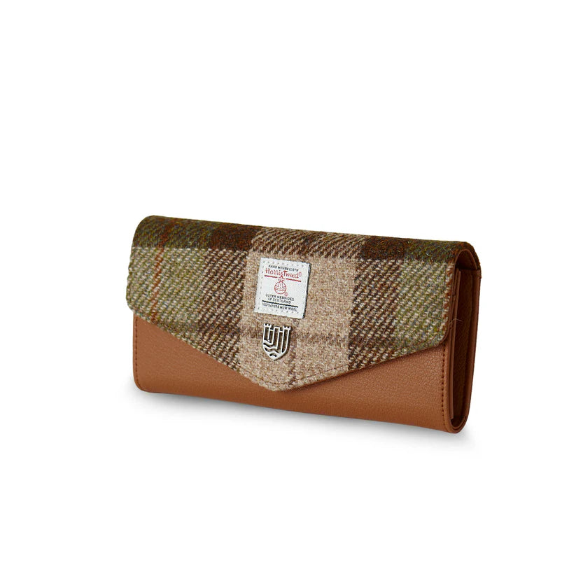 The Large Clasp Wallet