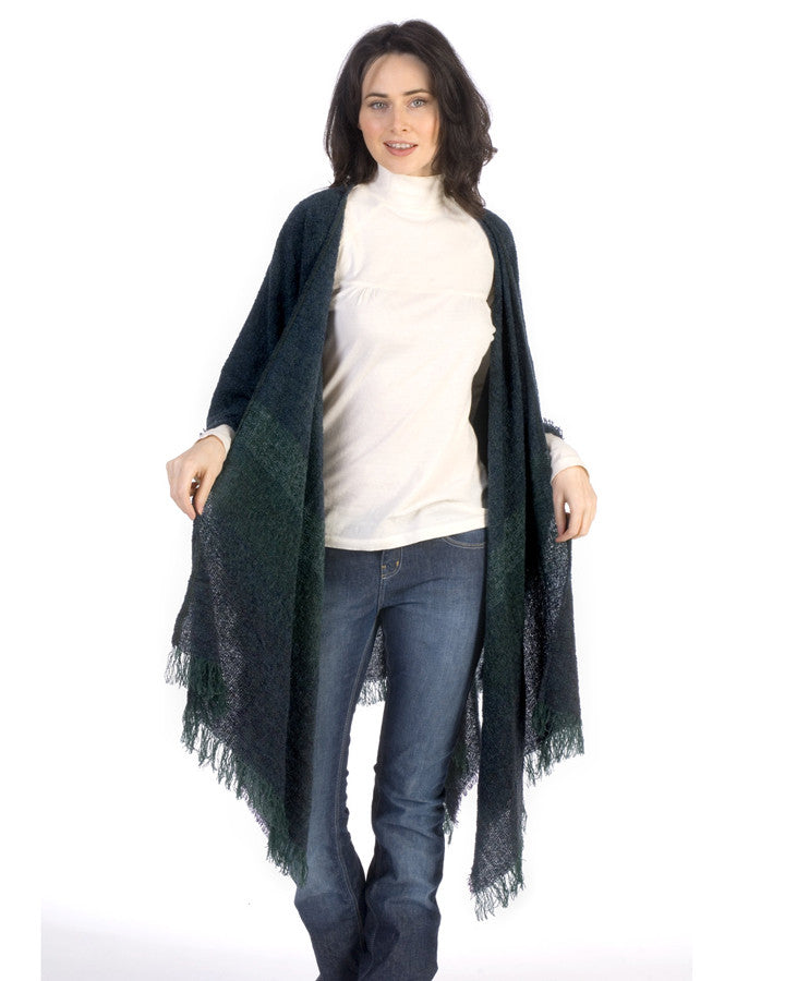 Women's Lambswool Celtic Ruana