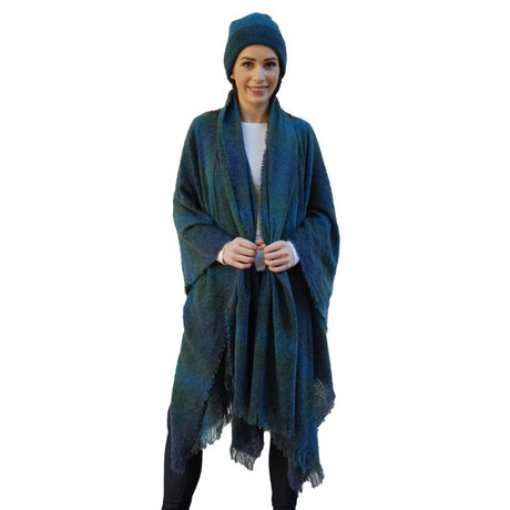 Women's Lambswool Celtic Ruana