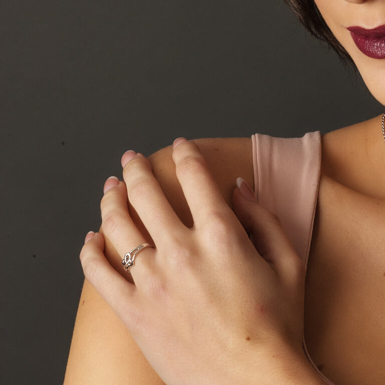 Small Trinity Knot Ring