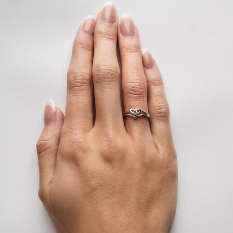 Small Trinity Knot Ring