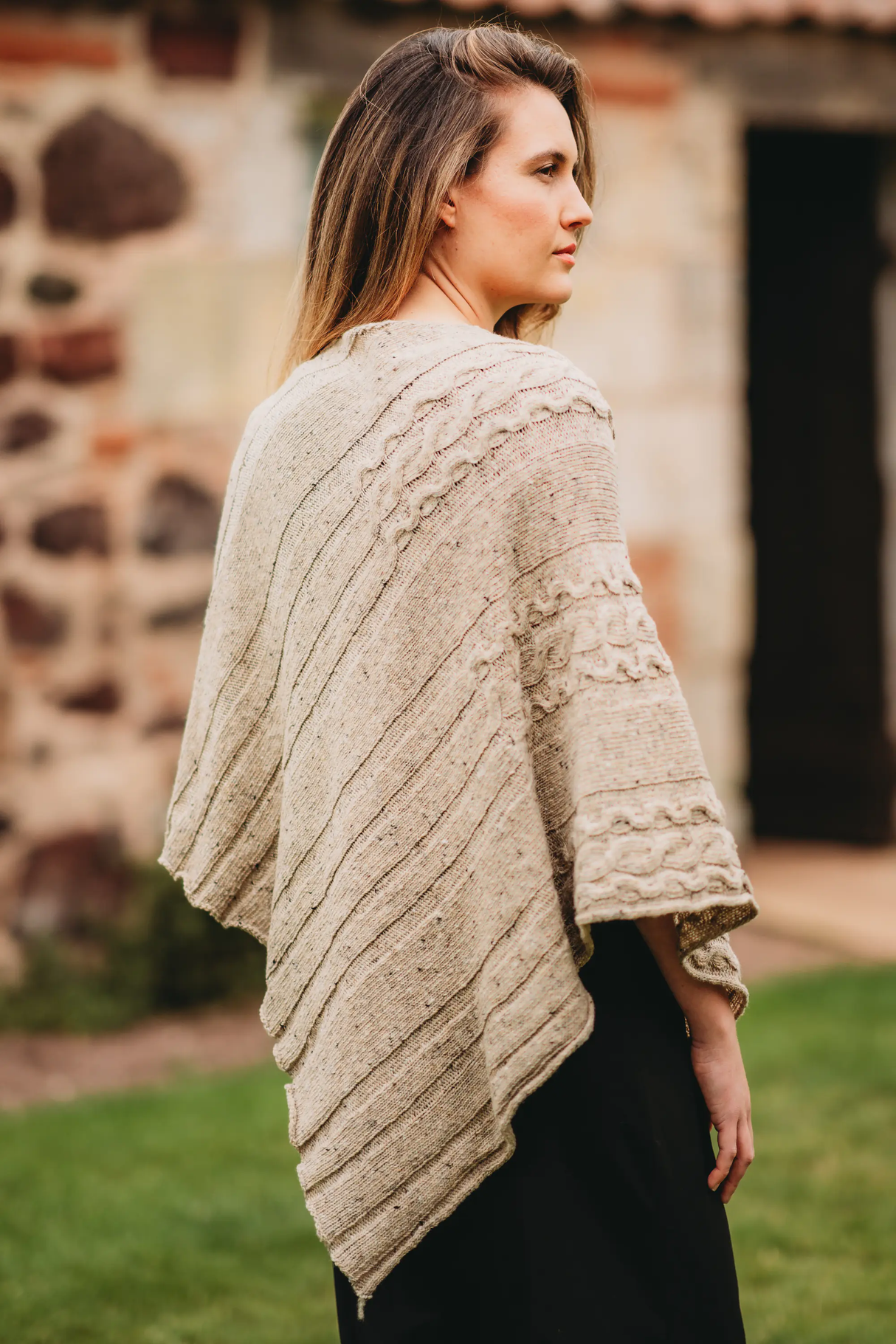 Women's Merino Wool Barra Shawl