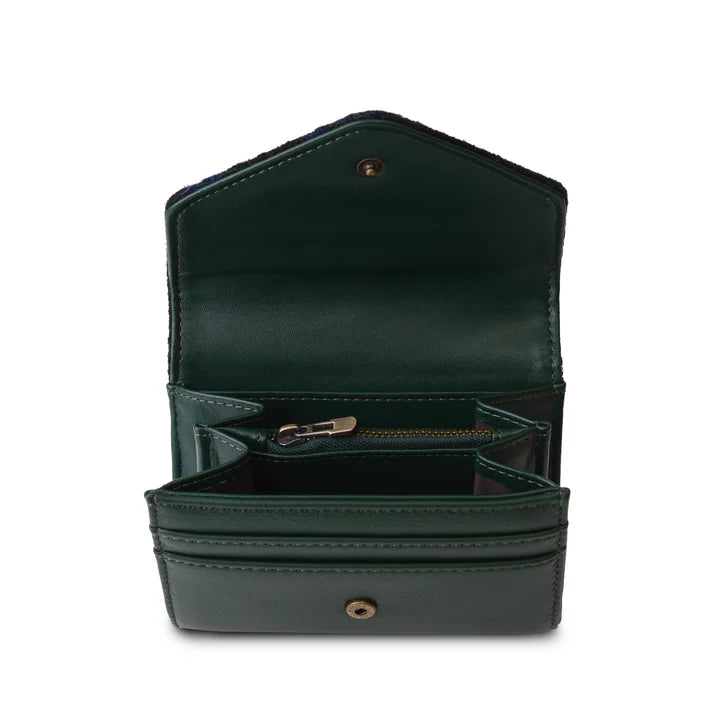 The Small Clasp Wallet