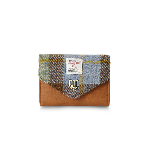The Small Clasp Wallet