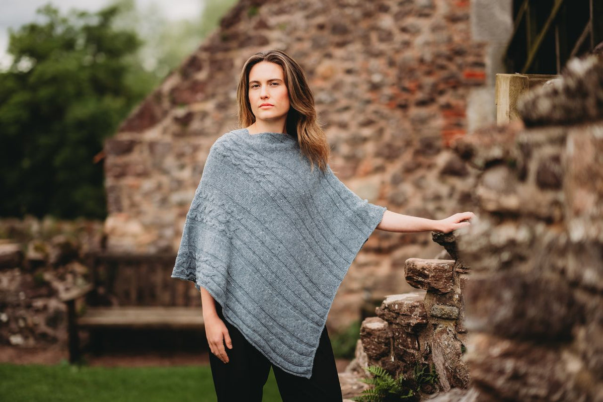 Women's Merino Wool Barra Shawl