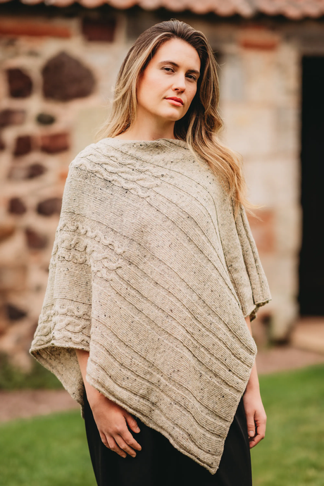 Women's Merino Wool Barra Shawl