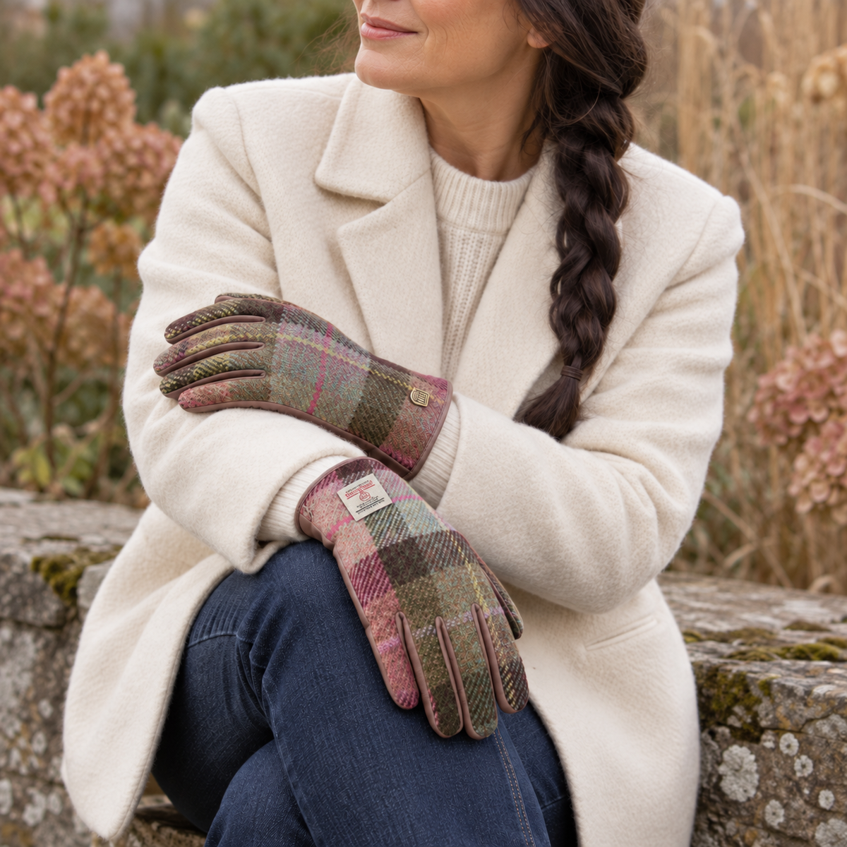 Women's Islander Harris Tweed and Genuine Leather Gloves