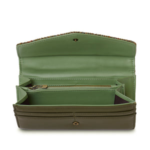 The Large Clasp Wallet