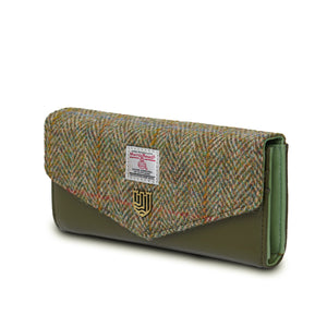 The Large Clasp Wallet