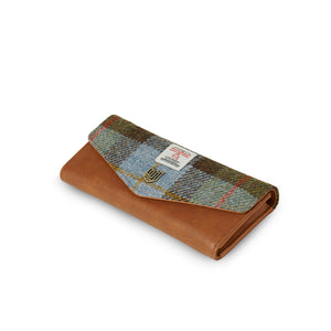 The Large Clasp Wallet