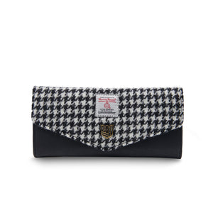 The Large Clasp Wallet