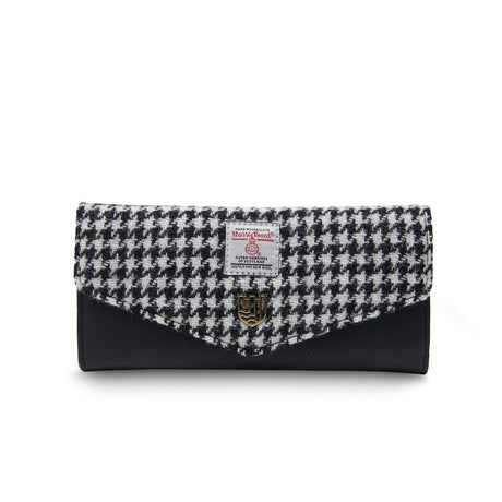 The Large Clasp Wallet