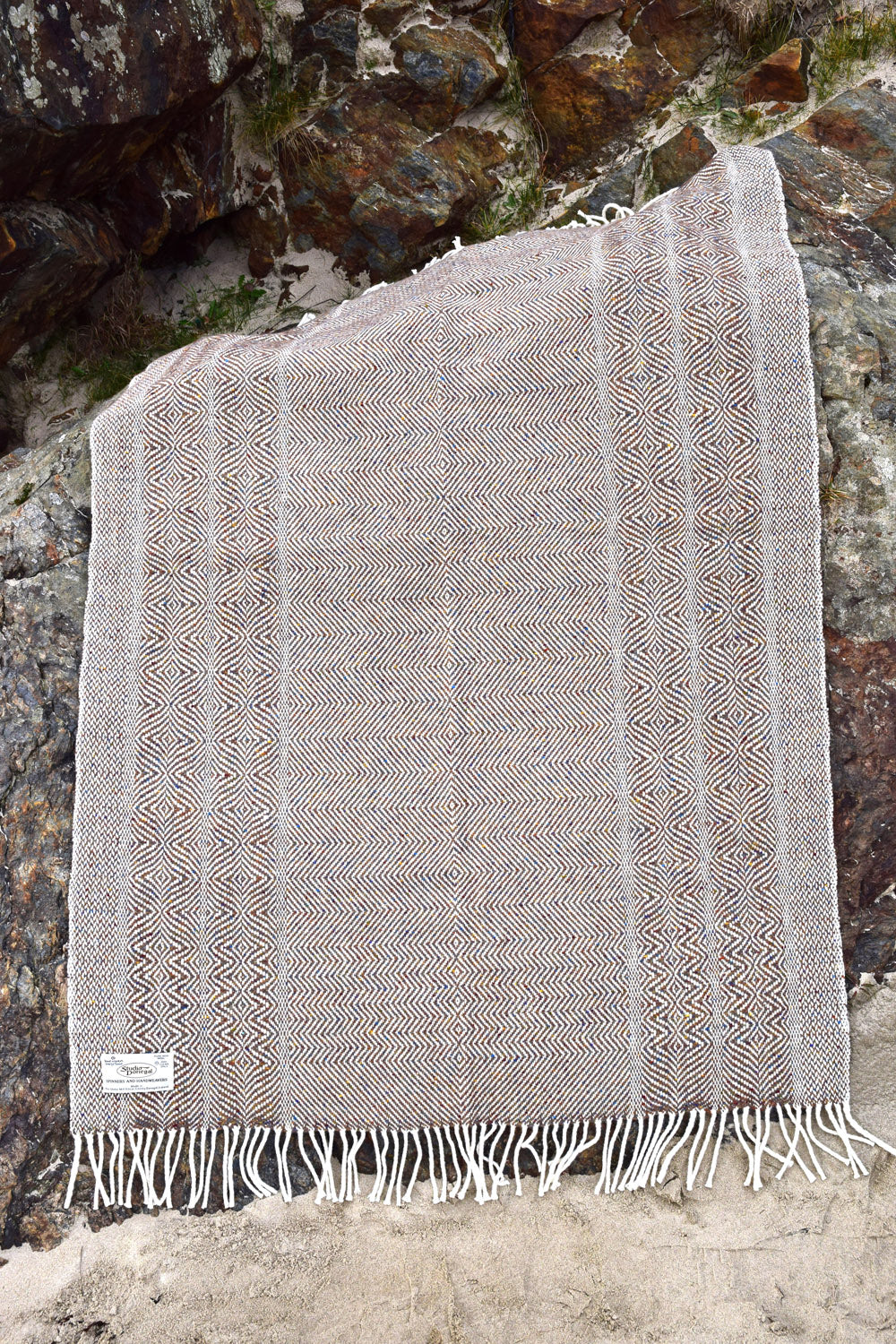 DonegalDesign ブランケット　ヴィンテージ　アイルランド　手織り 454DonegalTan2.jpg?v=